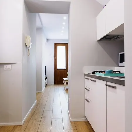 Lora Luxury House * Комо