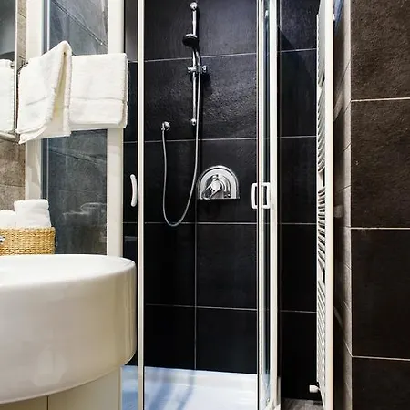 Lora Luxury House * Комо